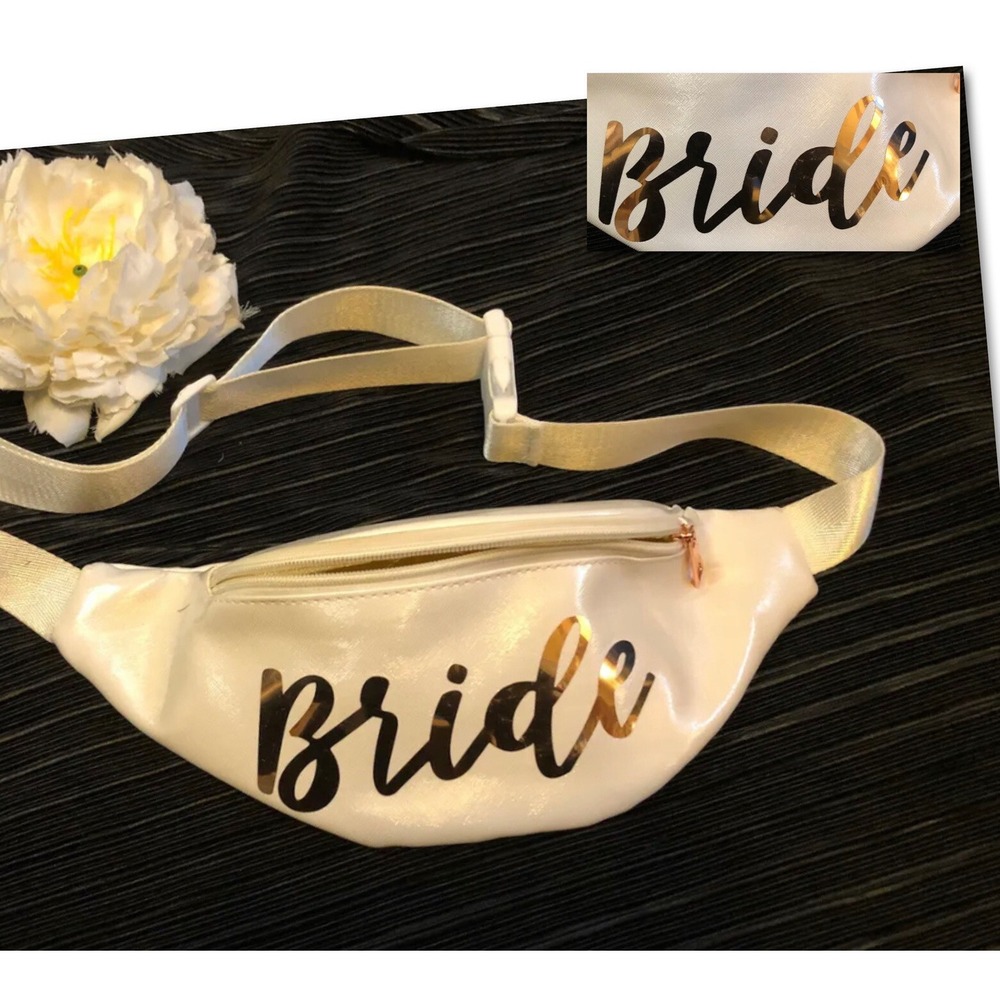 BRIDE - Fanny Pack - Women's - White Bag - Adjustable Strap - Clasp